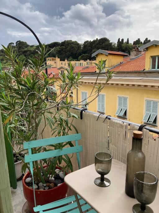 Charmant Deux Pieces Dans Le Quartier Du Port Nice Eksteriør bilde